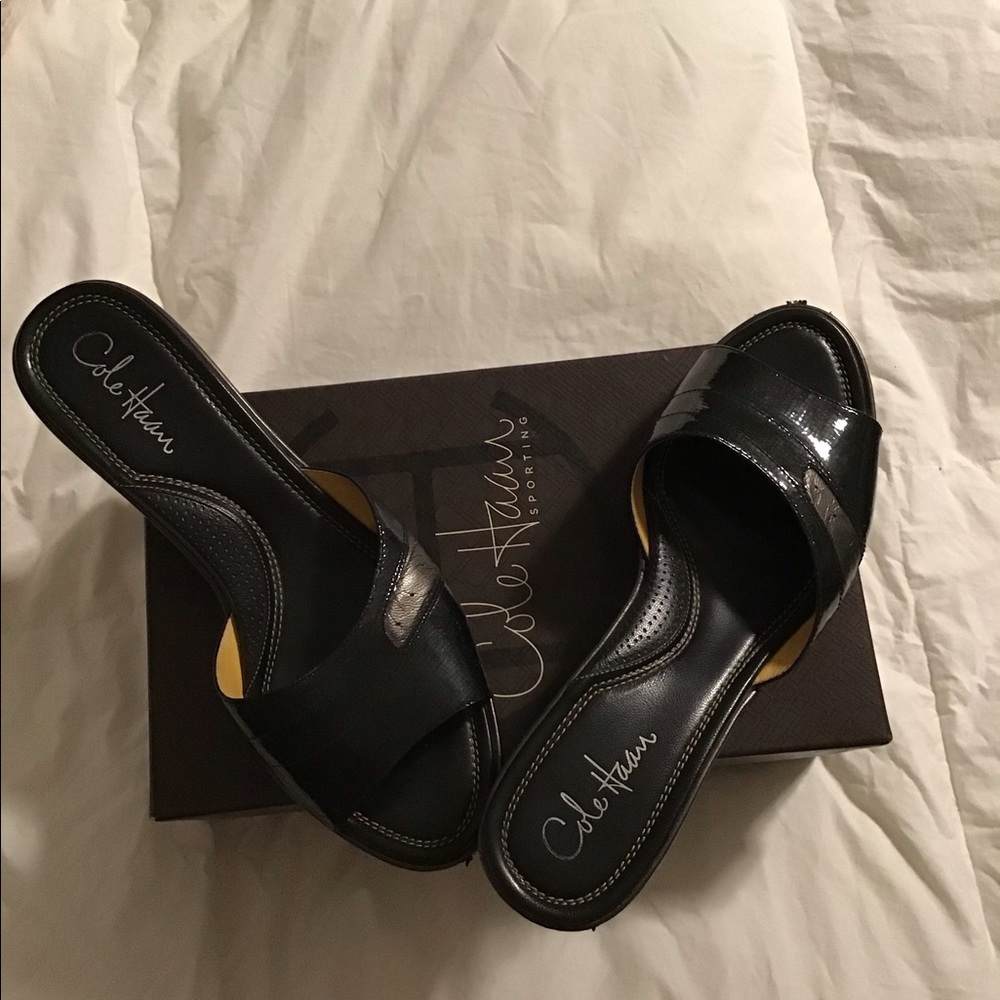 🔥 Cole Hann black slides